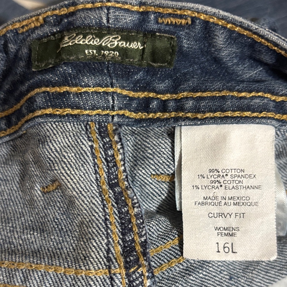 1 Pair -  16T Eddie Bauer Women's Curvy Fit Light Blue Denim Jeans